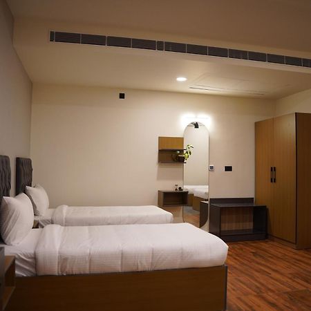 The Continental Inn & Suites Mysore Ngoại thất bức ảnh