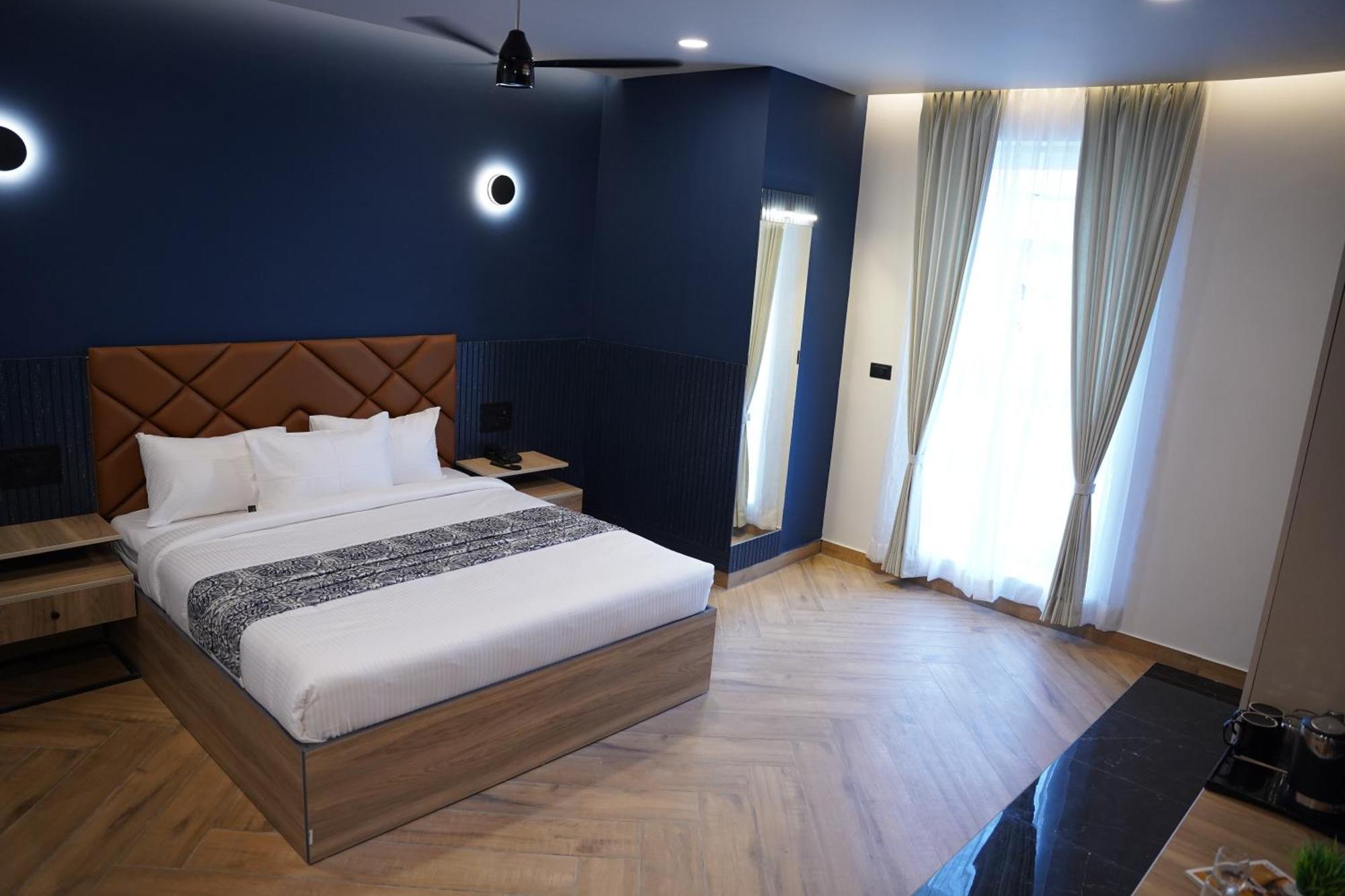 The Continental Inn & Suites Mysore Ngoại thất bức ảnh
